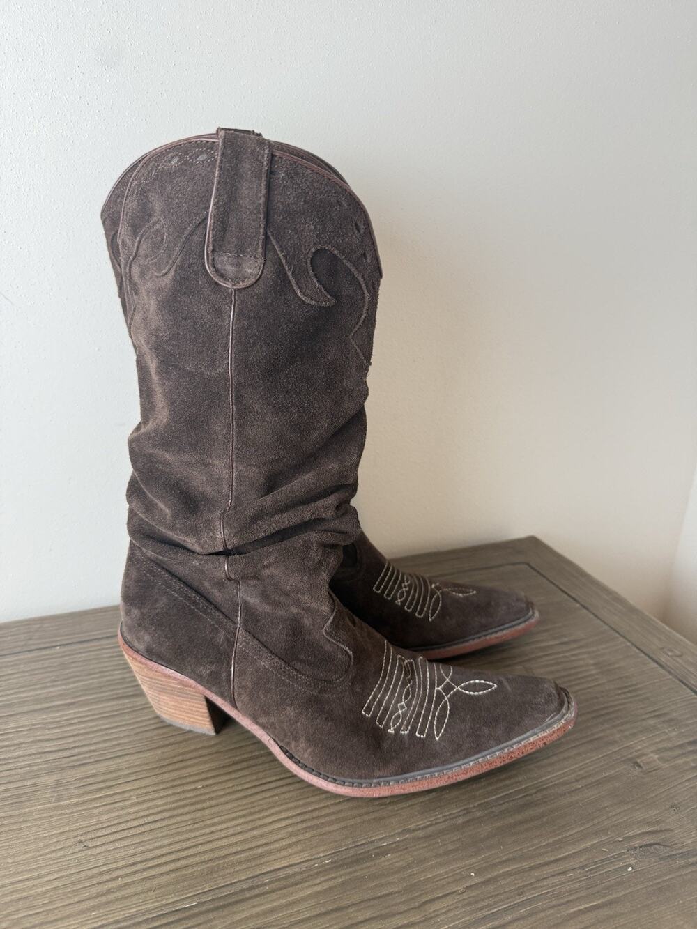 Steve Madden Brown Suede Slouchy Boots Western Cowboy Stitching Women’s 8.5